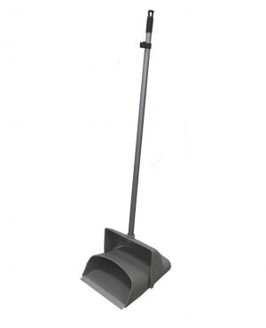 DUST PAN WITH HANDLE AND CAP 