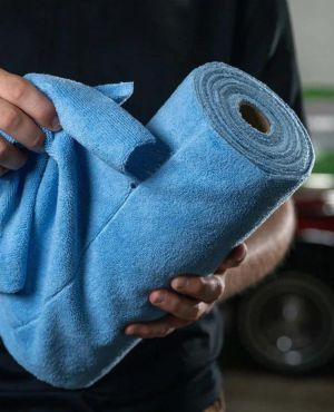 MICROFIBER CLEANING CLOTH IN ROLL